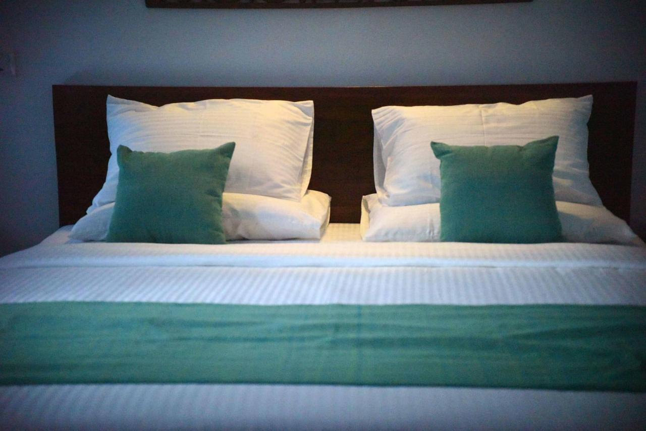 N 34 Otel Mirissa Dış mekan fotoğraf