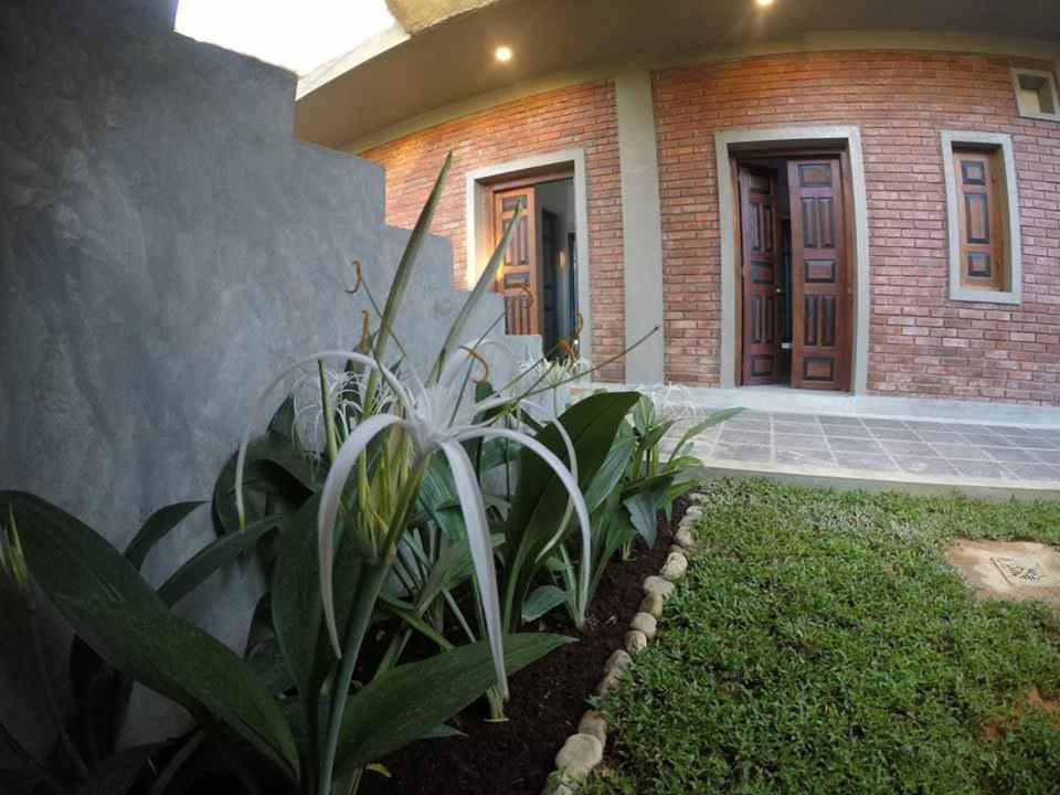 N 34 Otel Mirissa Dış mekan fotoğraf